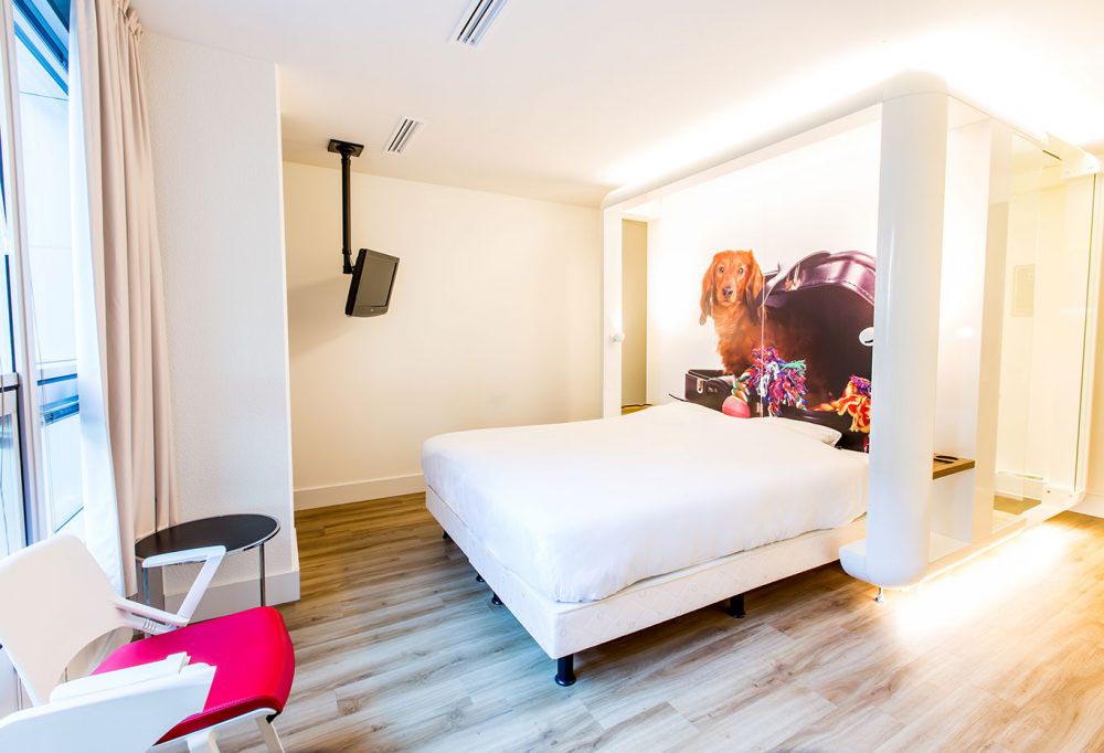 QBIC HOTEL